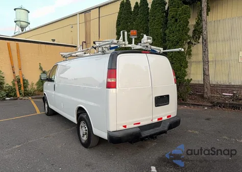 2015 Chevrolet Express G2500 from USA, damaged, VIN 1GCWGFCF5F1168924